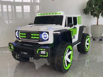 גיפ מרצדס 4X4 תאורה מיוחדת
