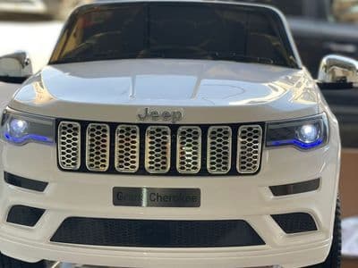 גיפ גרנד שירוקי 12V